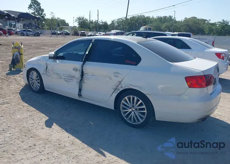 2013 Volkswagen Jetta 2.0L Tdi from USA, damaged, VIN 3VWLL7AJXDM392313